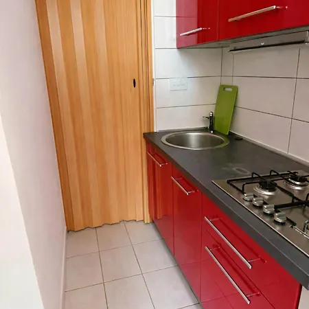 Sunny Vibe Apartment *